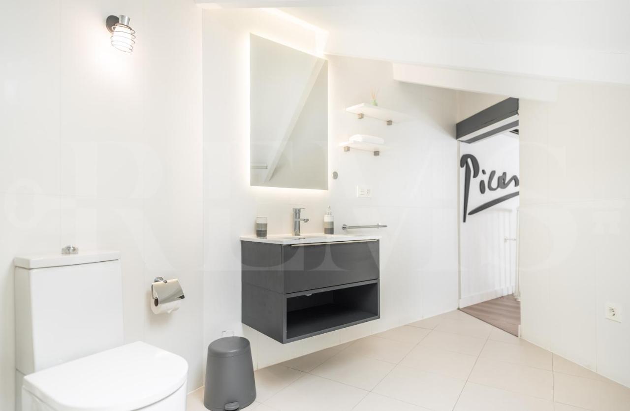 Inviting Duplex In Front Of Picasso Museum By Rems Apartment Malaga Ngoại thất bức ảnh