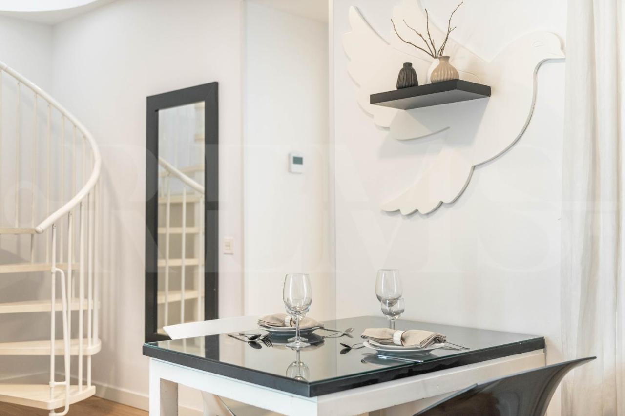 Inviting Duplex In Front Of Picasso Museum By Rems Apartment Malaga Ngoại thất bức ảnh